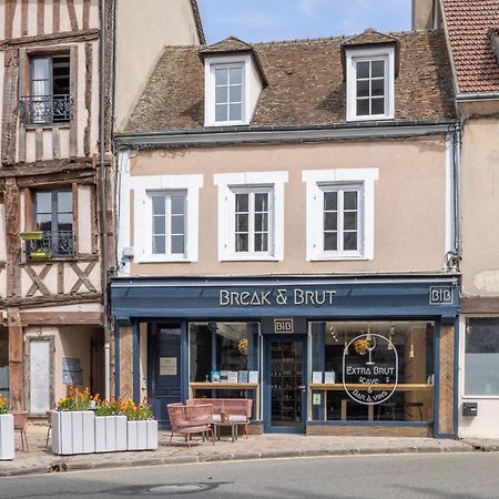Appartamento Break & Brut Nogent-le-Roi Esterno foto