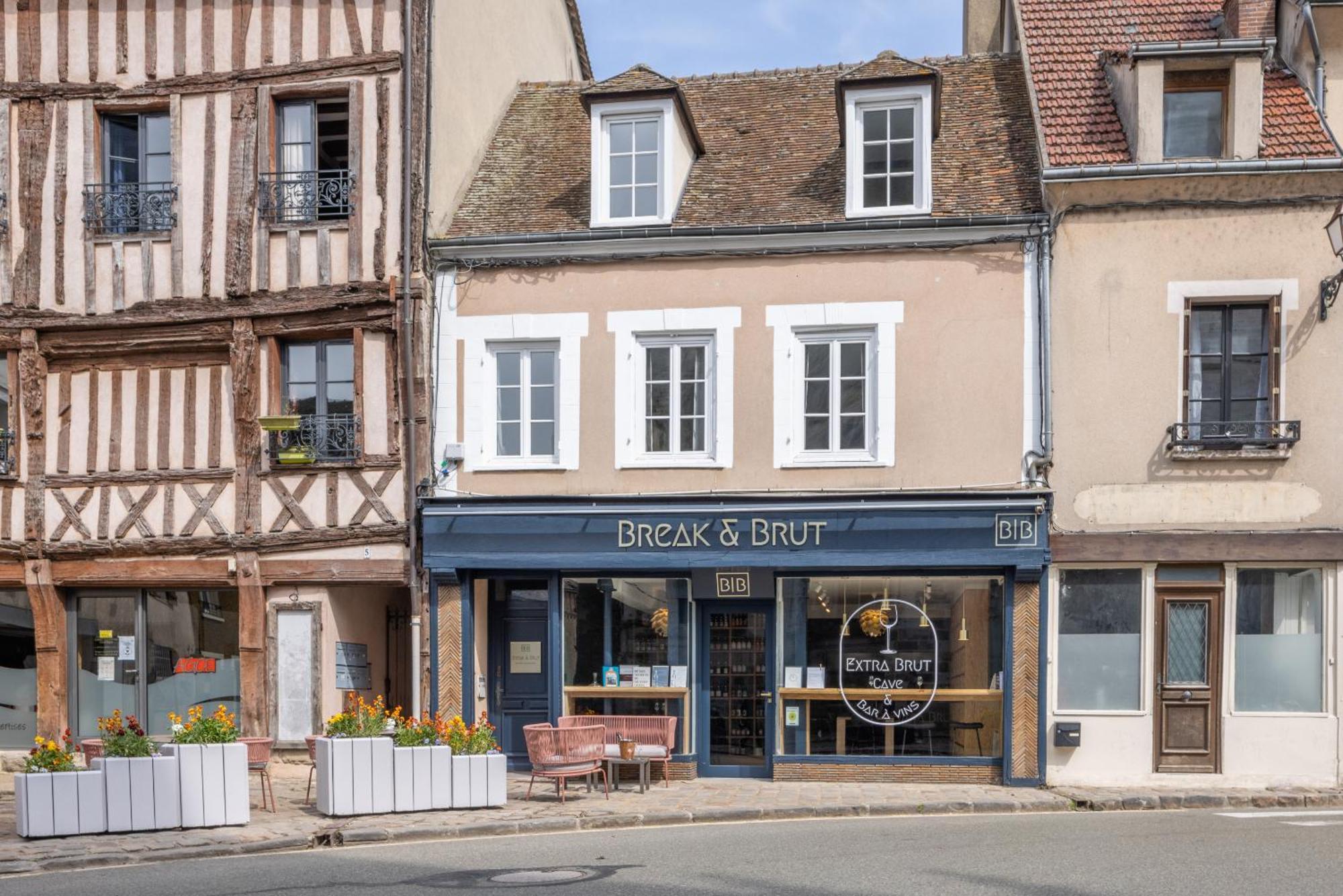 Appartamento Break & Brut Nogent-le-Roi Esterno foto